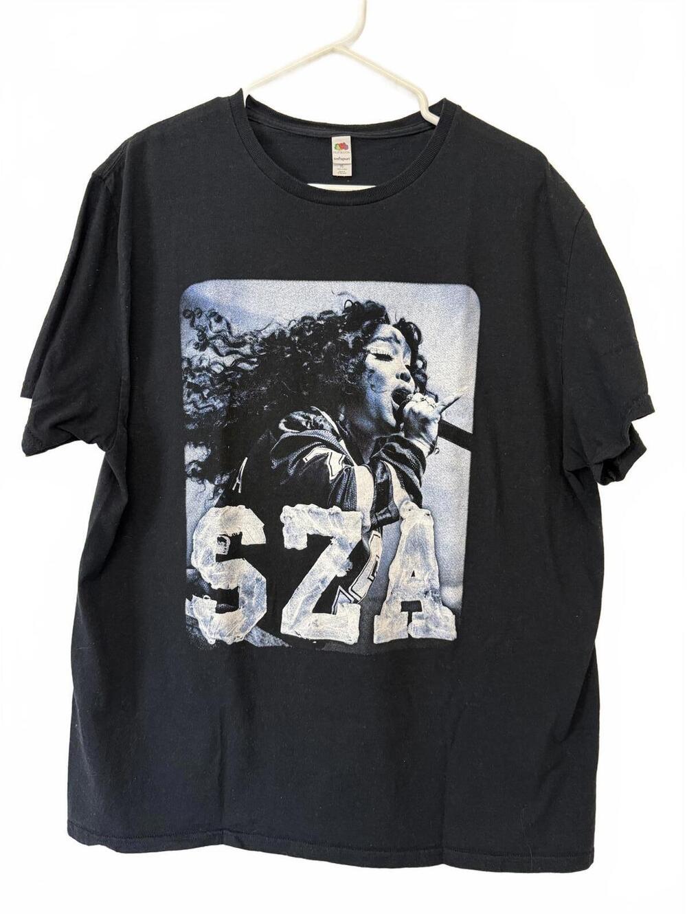 SZA 2023 Tour Black Graphic T-Shirt XL